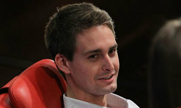 埃文·斯皮格尔现在价值21亿美元了